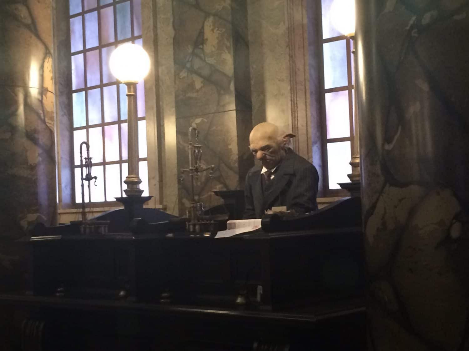 Escape from Gringotts at Diagon Alley Universal Studios