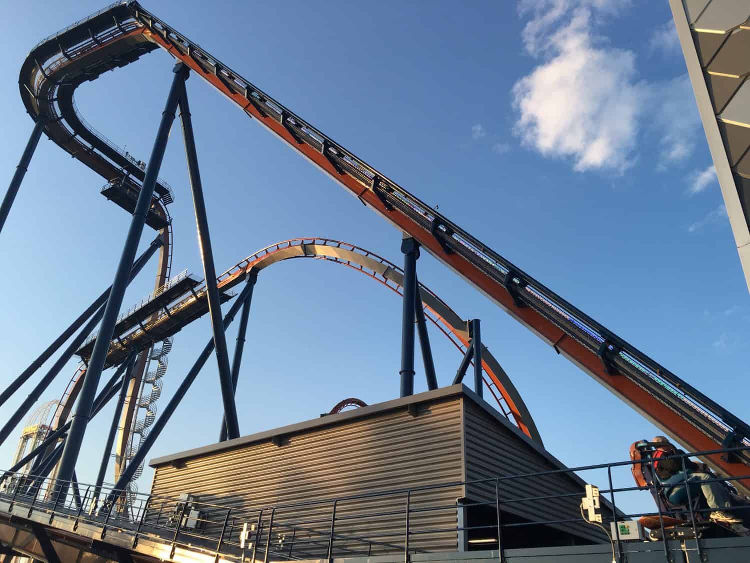Valravn Review - Ascent Hill