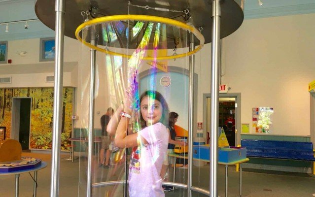 AAHOM - Second Floor - Bubble Cage