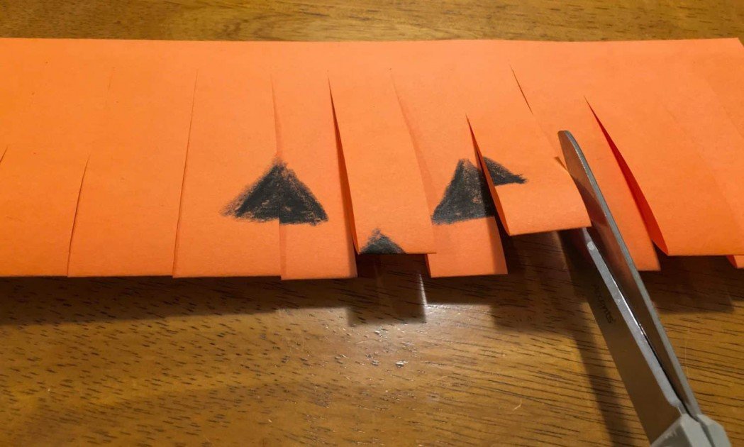 Paper Jack O'Lantern - Cutting Strips