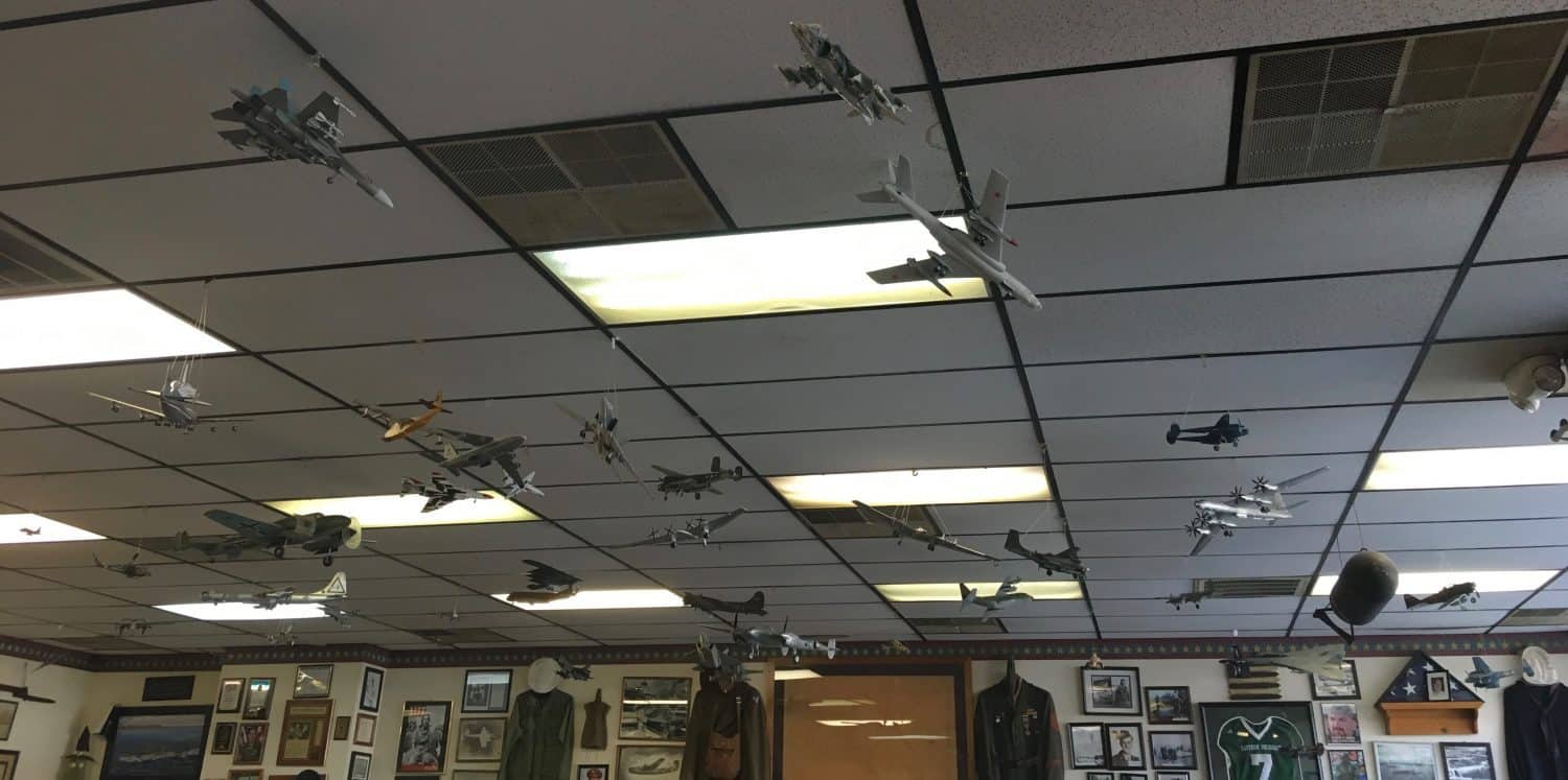 The Bomber Restaurant - Decorations