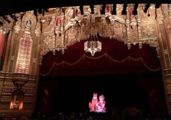 Annie at Detroit's Fox Theatre - Stage
