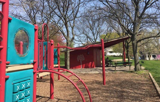 Hunt Park Playground Profile
