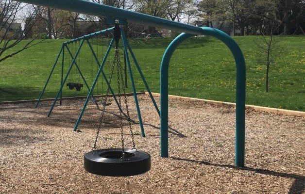 Hunt Park Playground Profile - Swings
