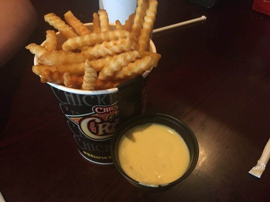 Cedar Point - Wednesday Activity Review - Chickie & Pete's Crab Fries