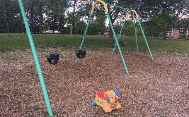 Winchell Playground - Tuesday Playground Profile - Swings