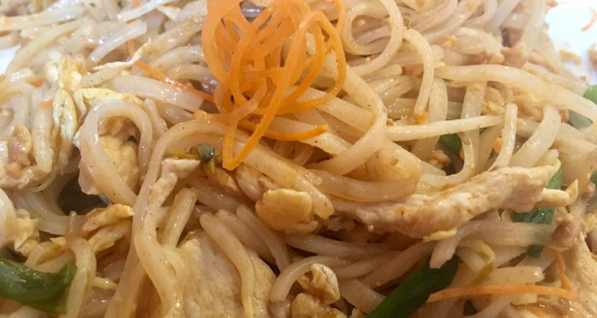 Tuptim Thai Cuisine - Pad Thai