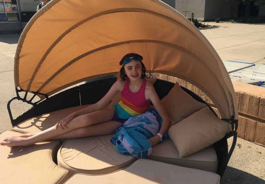 Ann Arbor Fuller Park Pool - Circular Sofa