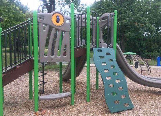 Ann Arbor's Churchill Downs Park Playground Profile - Structure