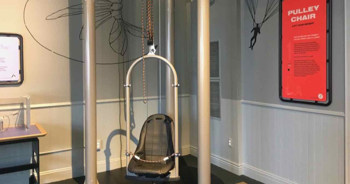 AAHOM STEAM PARK - Pulley Chair