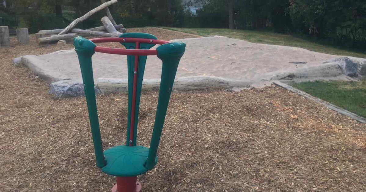 Bromley Park Sandbox & Twister