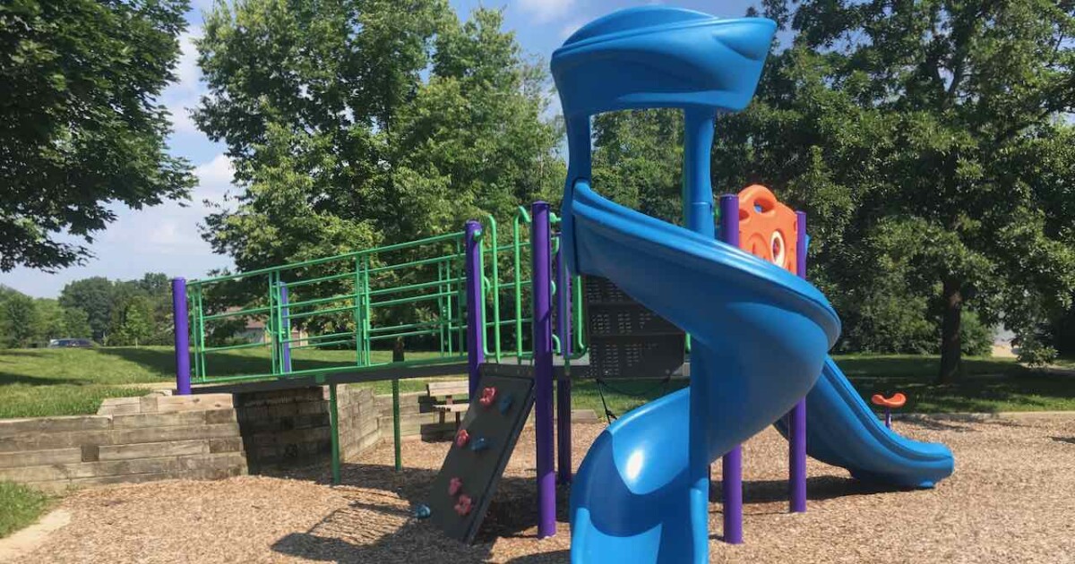 Burr Oak Park= Structure