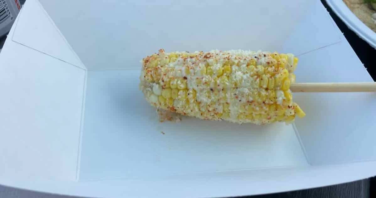 Chela's - Elote