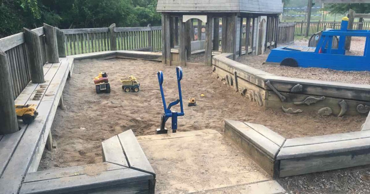 Chelsea Timbertown - Tot Lot Sandbox