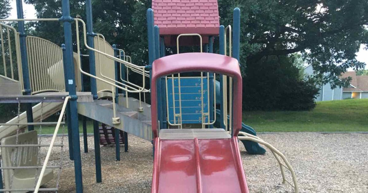 Dexter Community Park - Large Structure with Heights and bench