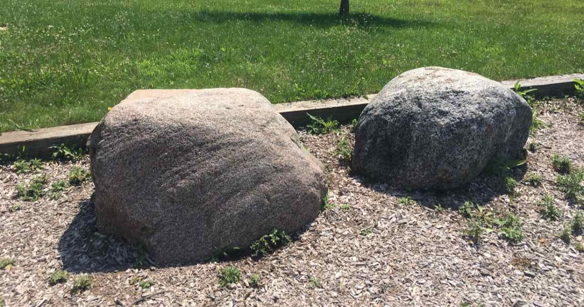Garden Homes Park - Large Rocks