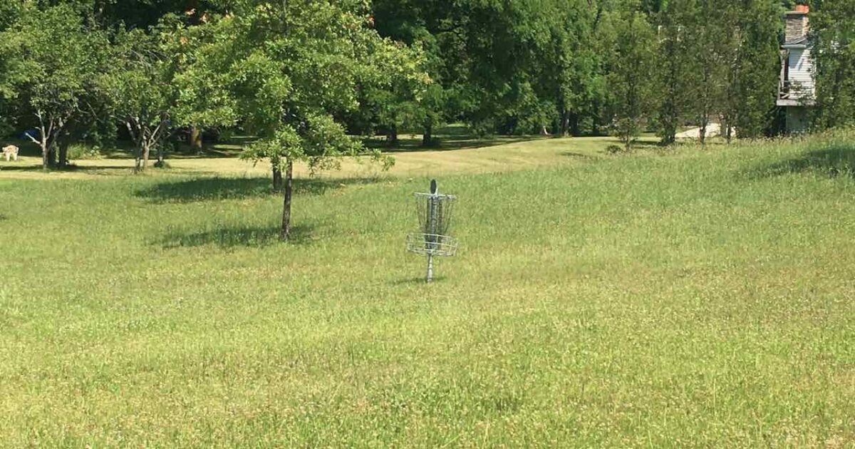 Garden Homes Park - Disc Golf Hole