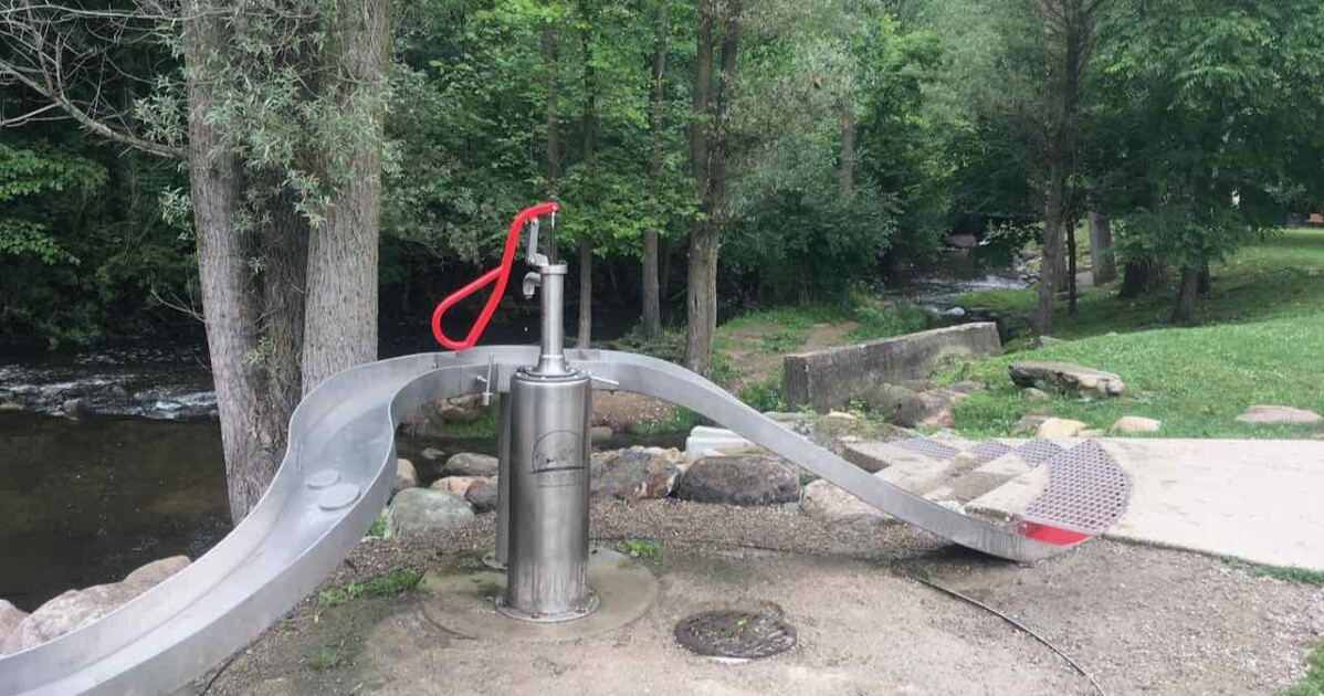 Parks for Splashing - Parker Mill - Pump down to river