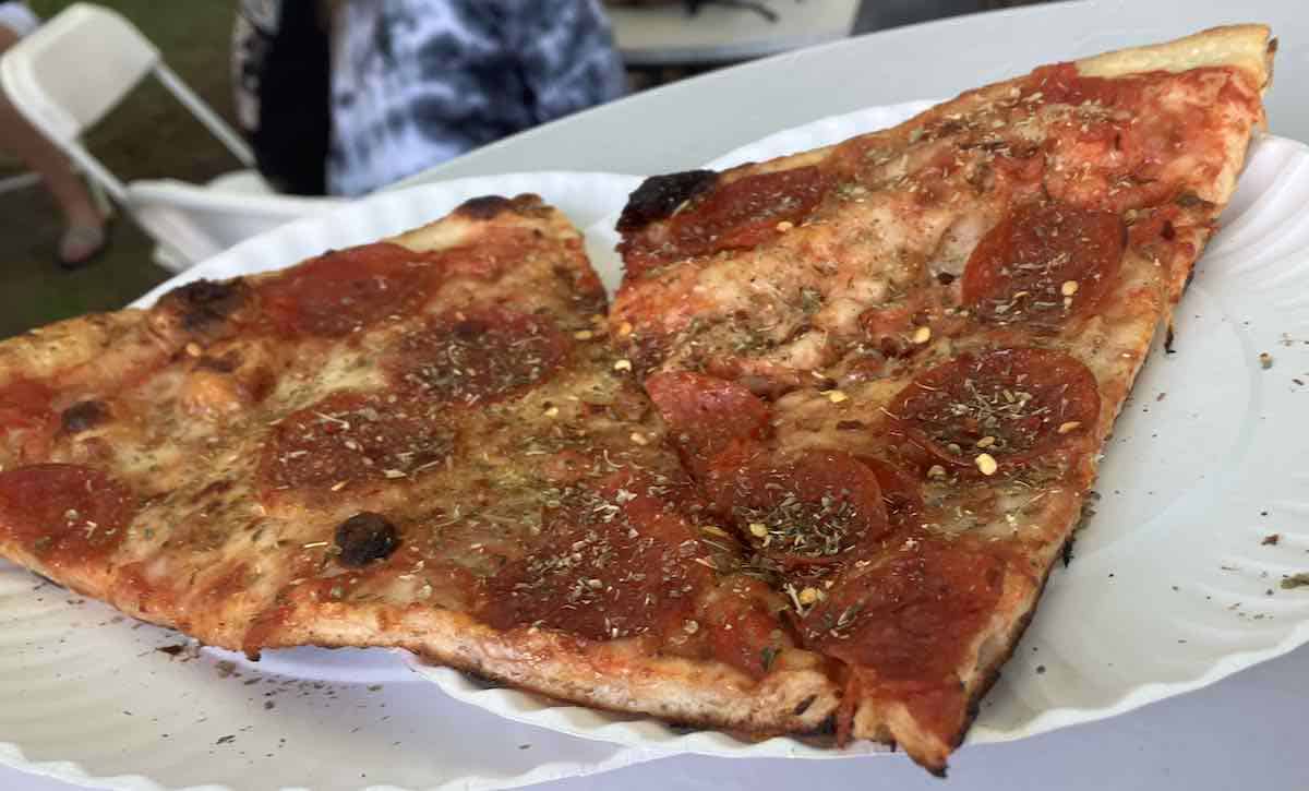 Top of the Park Kids Guide - Pizza