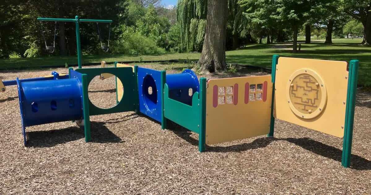 Wilson Park - Crawling Structure