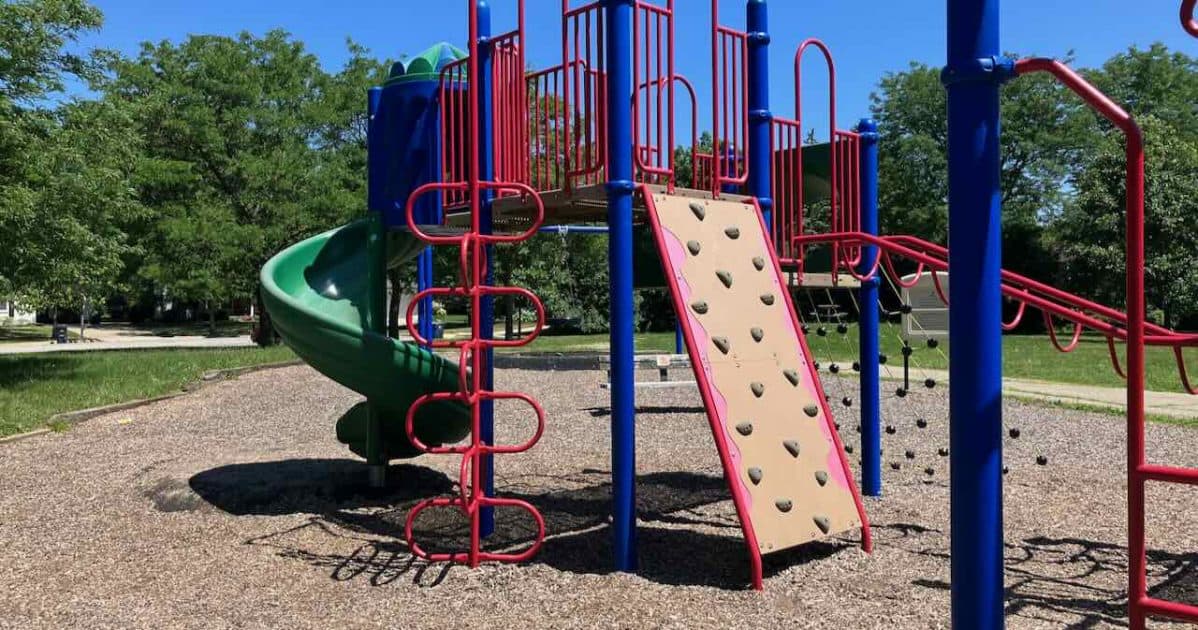 Windemere Park - Closeup Structure